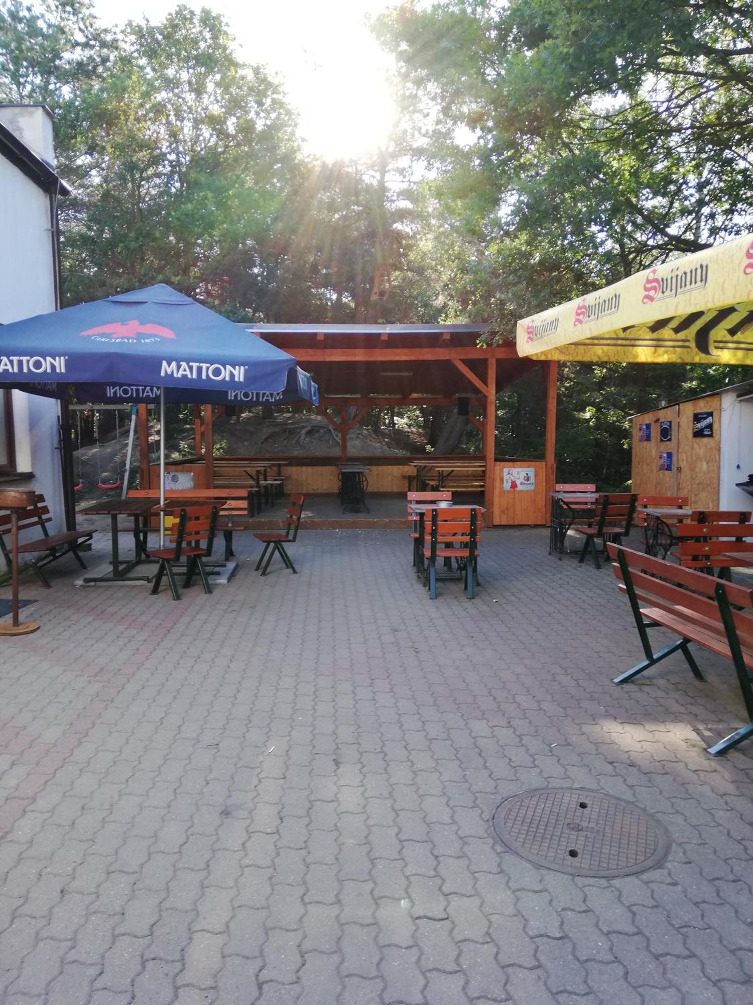 Hotel Kamenny Vrch Хомутов Екстериор снимка